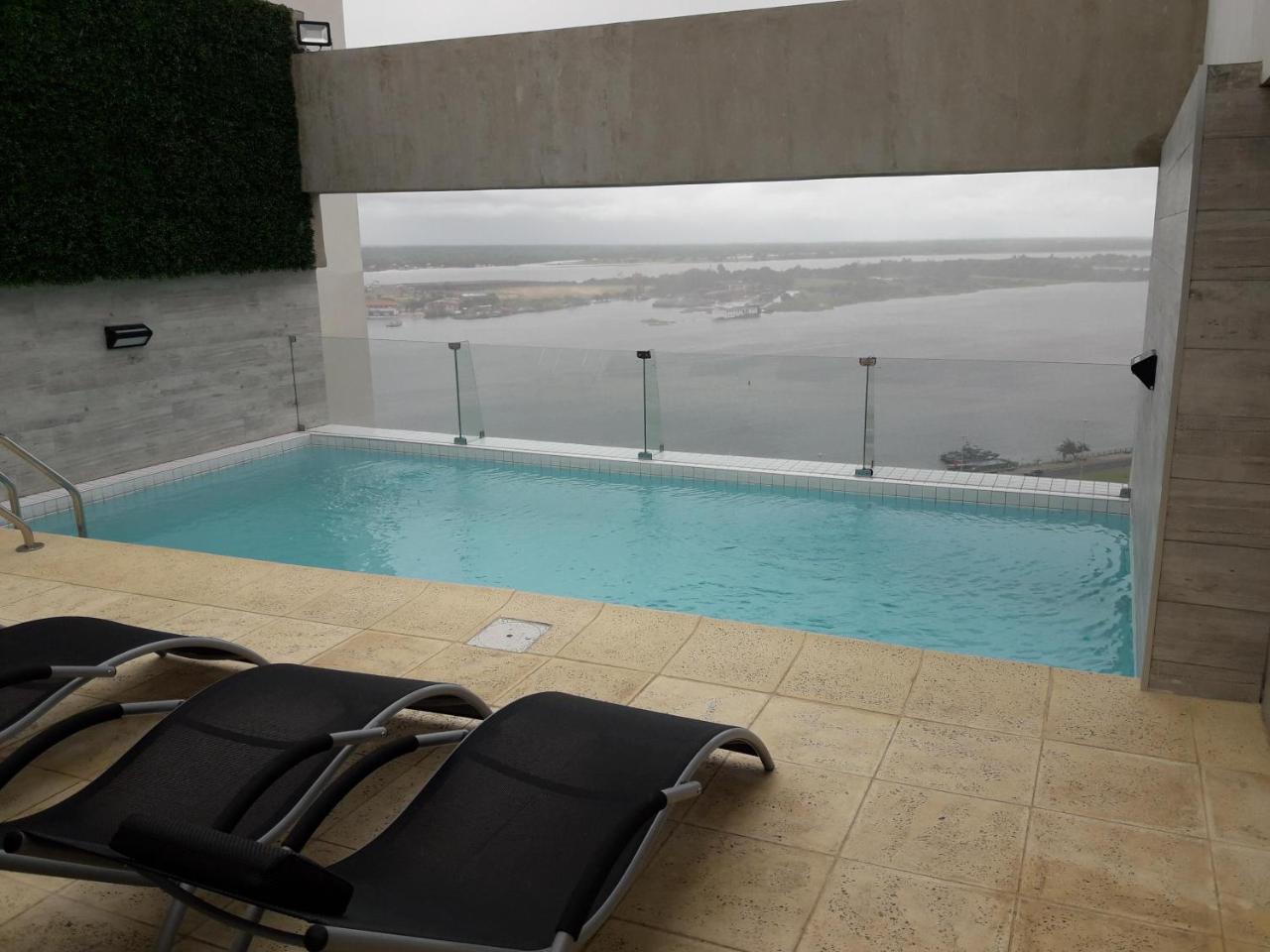 Centro De Asuncion Nuevo Apartamento, Comodo, Seguro, Piscina, Gimnasio Y Parking Exterior photo